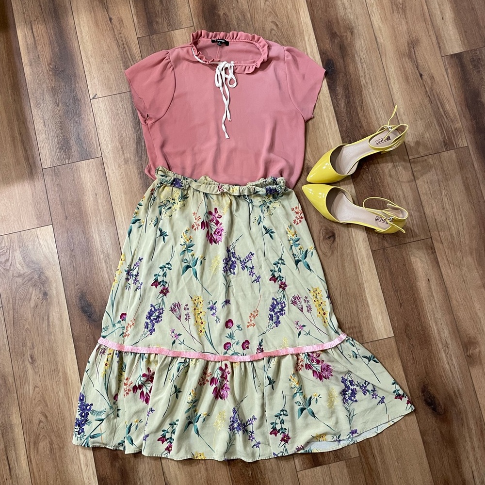 BUNDLE H&M tassel tiered skirt with included top